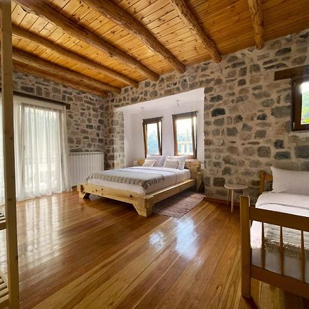 Valter & Drita'S Guesthouse Тети Экстерьер фото