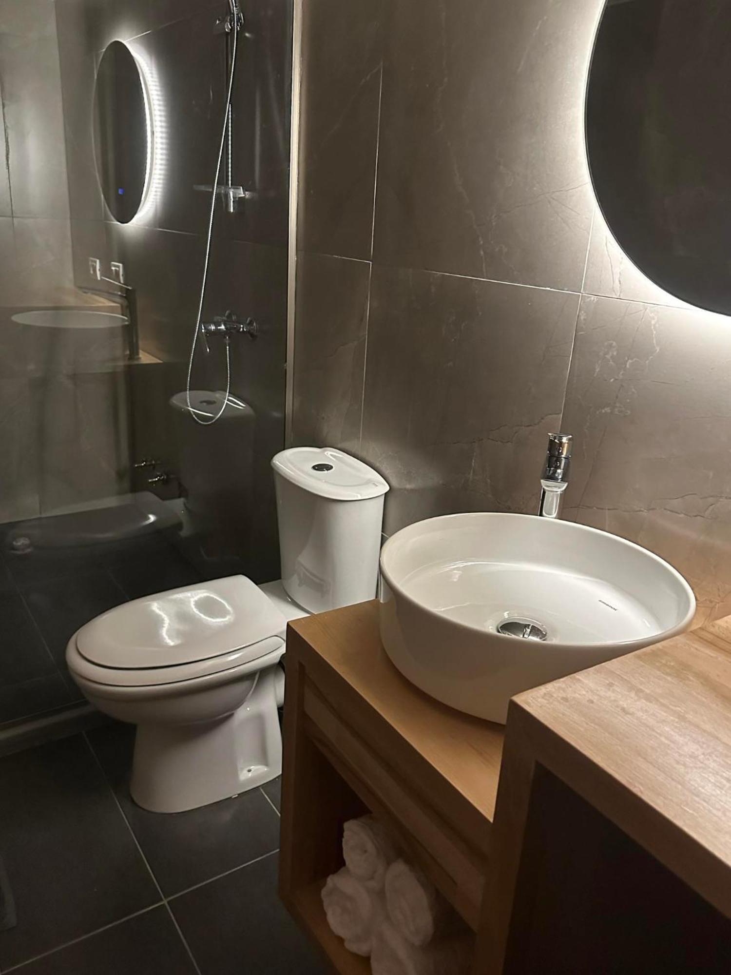 Valter & Drita'S Guesthouse Тети Экстерьер фото
