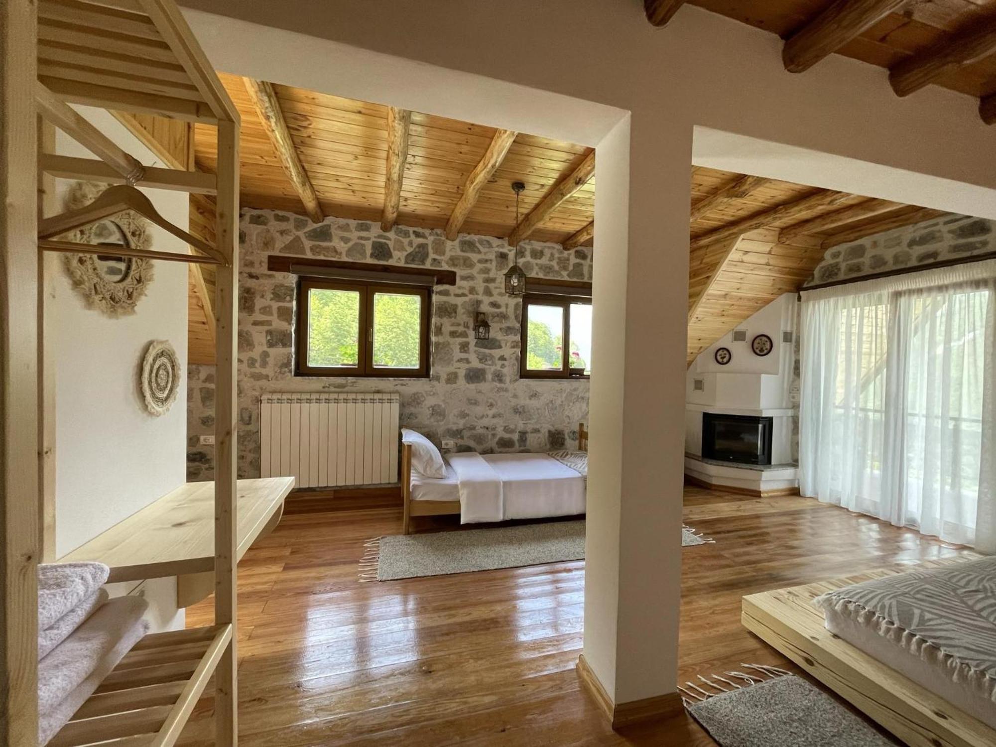 Valter & Drita'S Guesthouse Тети Экстерьер фото