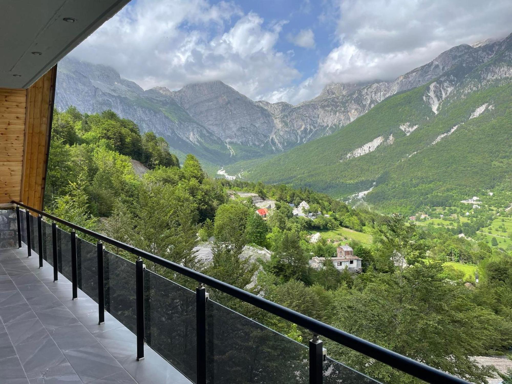 Valter & Drita'S Guesthouse Тети Экстерьер фото