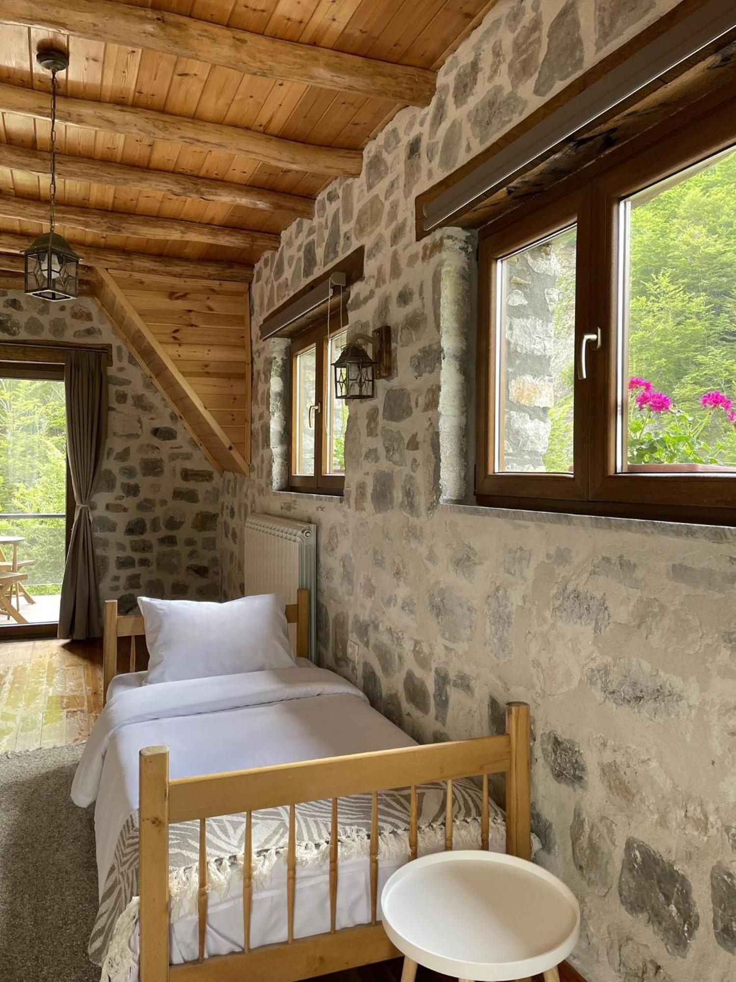 Valter & Drita'S Guesthouse Тети Экстерьер фото