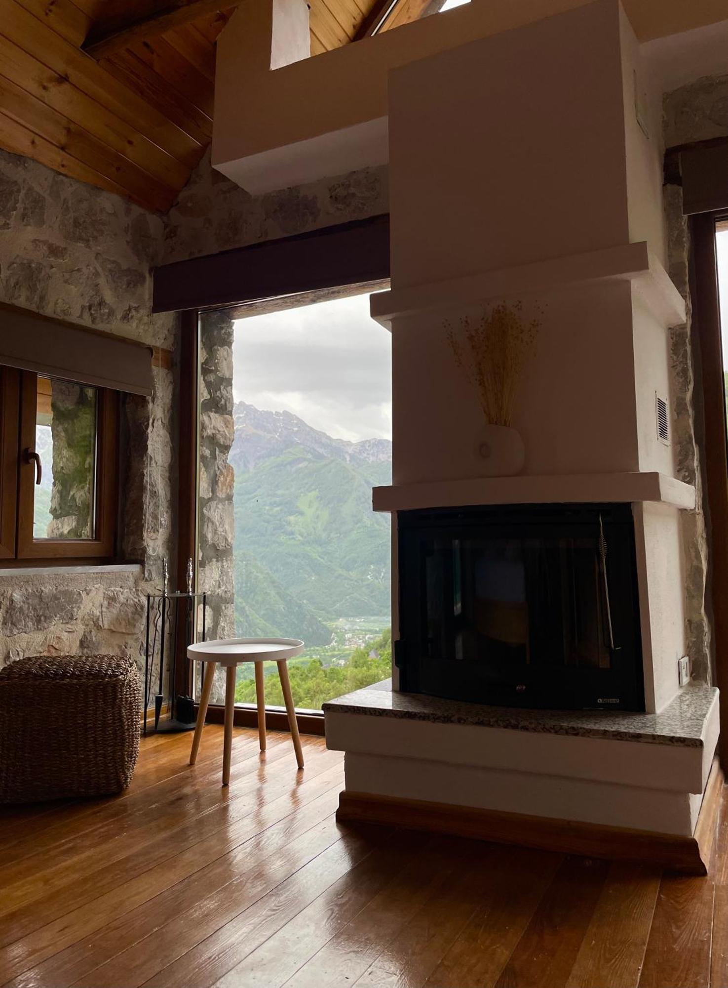 Valter & Drita'S Guesthouse Тети Экстерьер фото