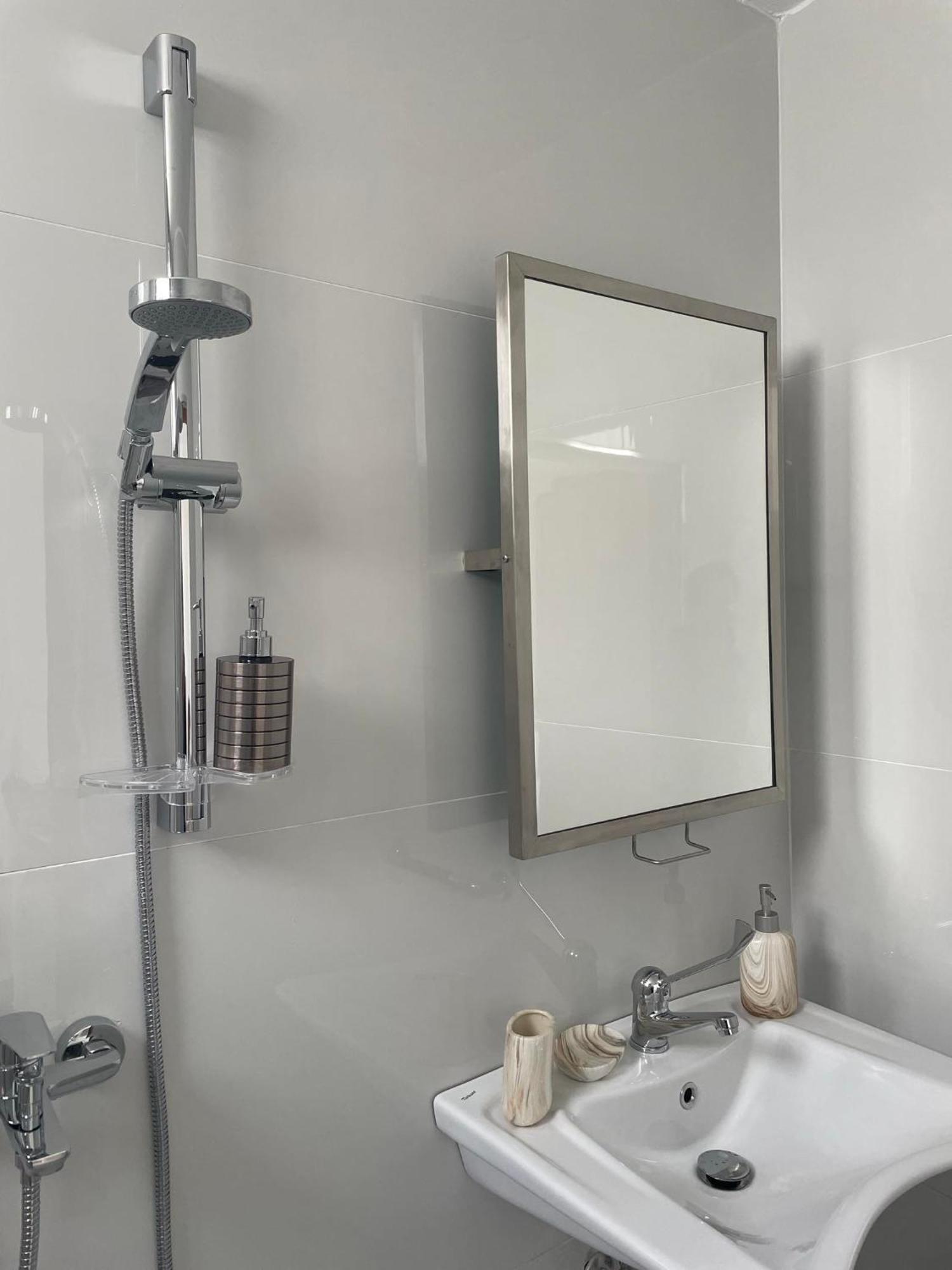 Valter & Drita'S Guesthouse Тети Экстерьер фото